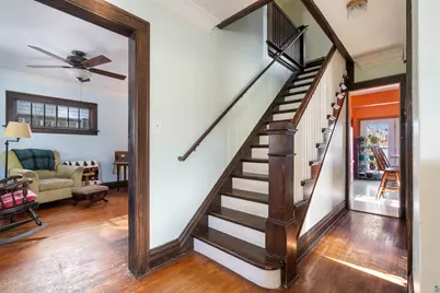 3718 W 4th St, Duluth, MN 55807 - Photo 5