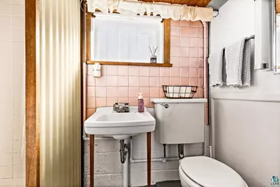 4025 Gladstone St, Duluth, MN 55804 - Photo 29