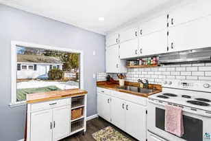 4025 Gladstone St, Duluth, MN 55804 - Photo 13