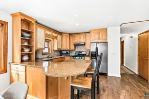 2315 Portage Dr, Duluth, MN 55811 - Photo 13