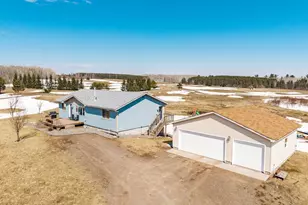 118 Meadowbrook Ln, Esko, MN 55573 - Photo 5