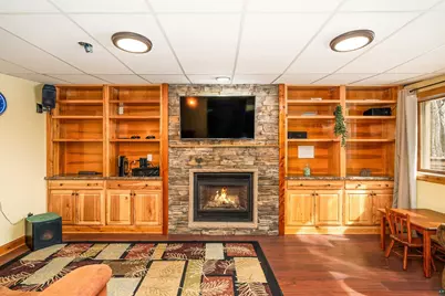 2 Northfield St, Duluth, MN 55803 - Photo 31