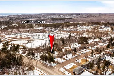 2 Northfield St, Duluth, MN 55803 - Photo 3