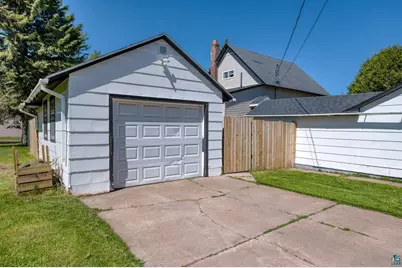 1318 6th St W, Ashland, WI 54806 - Photo 23