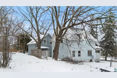 701 E 11th St, Duluth, MN 55802 - Photo 3