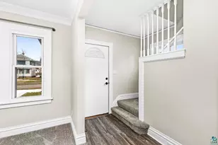 3916 W 4th St, Duluth, MN 55807 - Photo 5