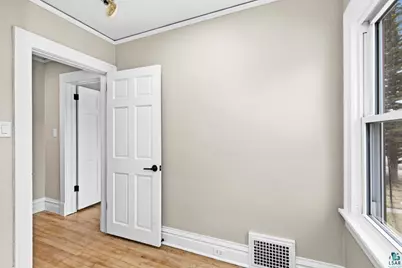 3916 W 4th Street, Duluth, MN 55807 - Photo 21