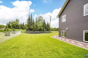 1225 Hidden Springs Ln, Two Harbors, MN 55616 - Photo 9