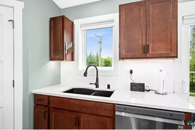 1225 Hidden Springs Ln, Two Harbors, MN 55616 - Photo 15