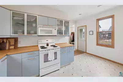 1015 14th Ave W, Ashland, WI 54806 - Photo 9