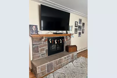 27 S 5th St W, Aurora, MN 55705 - Photo 5