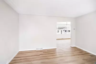 555 Park St, Duluth, MN 55803 - Photo 17