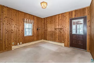 226 W College St, Duluth, MN 55812 - Photo 11