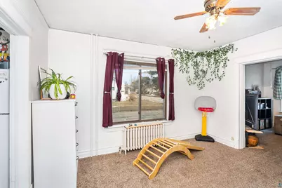301 S 59th Ave W, Duluth, MN 55807 - Photo 15