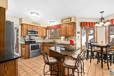 3241 Commonwealth Ave, Duluth, MN 55808 - Photo 19