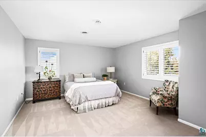 312 Harbor Point Cr, Duluth, MN 55802 - Photo 45