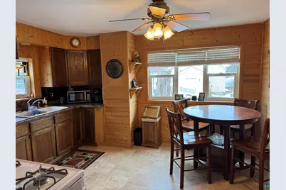 806 5th Ave, Two Harbors, MN 55616 - Photo 7