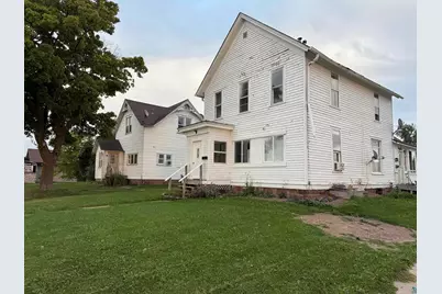 1218 & 1222 Lake Shore Dr W, Ashland, WI 54806 - Photo 1