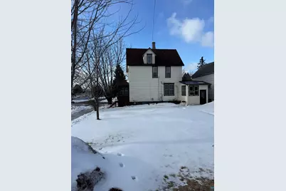 301 8th St, Two Harbors, MN 55616 - Photo 5