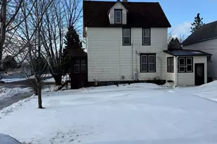 301 8th St, Two Harbors, MN 55616 - Photo 5