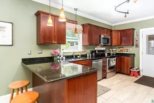 1319 E 6th St, Duluth, MN 55805 - Photo 13