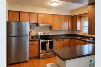 4332 W 8th St, Duluth, MN 55807 - Photo 3