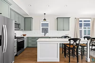 2236 Hoover St, Duluth, MN 55811 - Photo 9