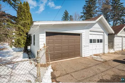 302 E 8th St, Superior, WI 54880 - Photo 17