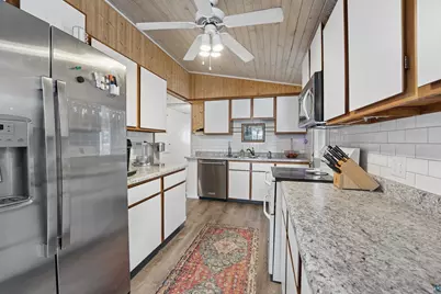 5702 Jean Duluth Rd, Duluth, MN 55803 - Photo 11