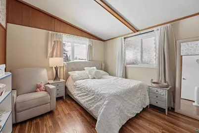 5702 Jean Duluth Rd, Duluth, MN 55803 - Photo 17