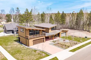 311 Hartley Hls Ln, Duluth, MN 55803 - Photo 5