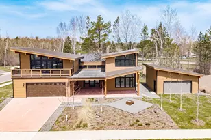 311 Hartley Hls Ln, Duluth, MN 55803 - Photo 1