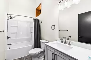 311 Hartley Hls Ln, Duluth, MN 55803 - Photo 73