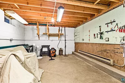 2009 Hutchinson Rd, Duluth, MN 55811 - Photo 39