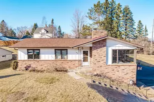 2009 Hutchinson Rd, Duluth, MN 55811 - Photo 1