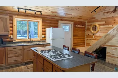 8854 River Rd, Angora, MN 55703 - Photo 9