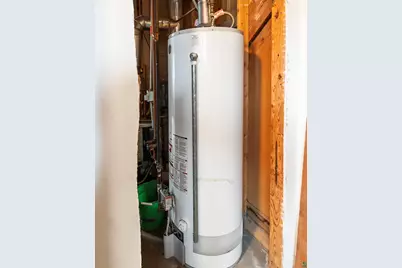 5116 Ivanhoe St, Duluth, MN 55804 - Photo 29