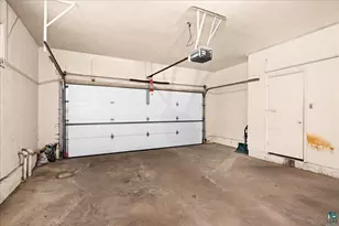 3621 E Superior St, Duluth, MN 55804 - Photo 31