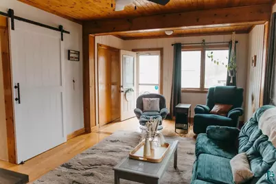 423 13th St, Cloquet, MN 55720 - Photo 9