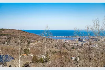 29Xx W 15th St, Duluth, MN 55806 - Photo 1