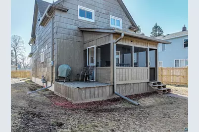 1821 E 4th St, Superior, WI 54880 - Photo 31
