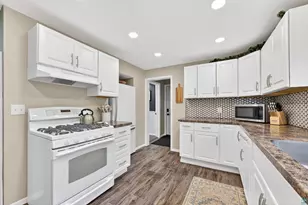 1821 E 4th St, Superior, WI 54880 - Photo 11