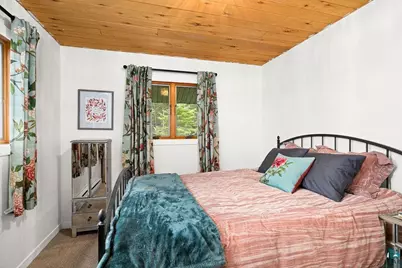 19 Reed Dr, Silver Bay, MN 55614 - Photo 15