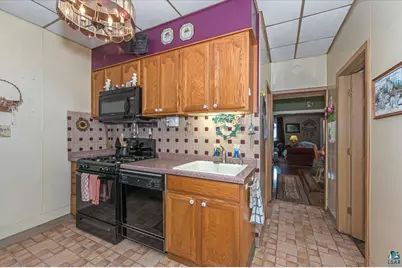 1824 Ohio Ave, Superior, WI 54880 - Photo 7