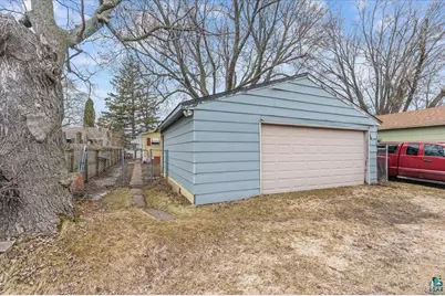 1824 Ohio Ave, Superior, WI 54880 - Photo 15