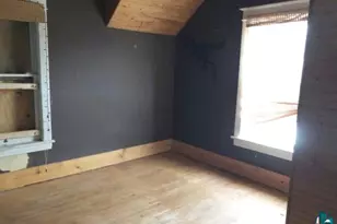 517 N 22nd Ave W, Duluth, MN 55806 - Photo 17