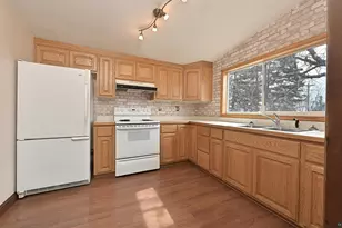 18 Banks Blvd, Silver Bay, MN 55614 - Photo 9