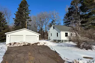1111 N Robin Ave, Duluth, MN 55811 - Photo 3