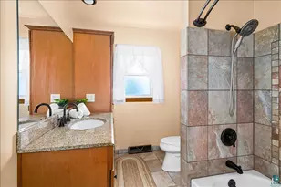 1902 Tyrol St, Duluth, MN 55811 - Photo 21