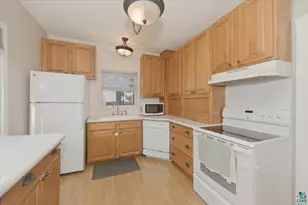 2201 Cumming Ave, Superior, WI 54880 - Photo 9